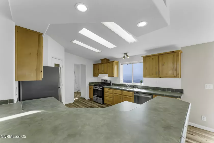 90 Curnow Canyon, Reno, Nevada 89510, 4 Bedrooms Bedrooms, ,3 BathroomsBathrooms,Residential,Residential,Curnow Canyon,250055614