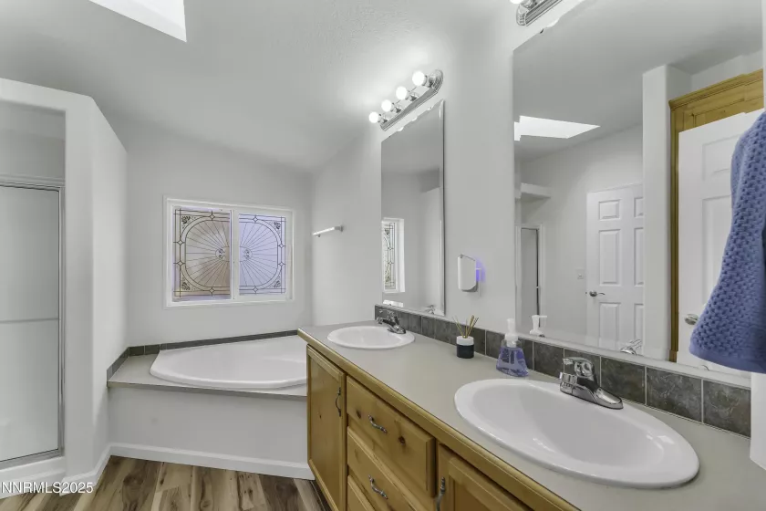 90 Curnow Canyon, Reno, Nevada 89510, 4 Bedrooms Bedrooms, ,3 BathroomsBathrooms,Residential,Residential,Curnow Canyon,250055614