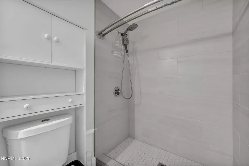7304 Windmill, Reno, Nevada 89511, 4 Bedrooms Bedrooms, ,3 BathroomsBathrooms,Residential,Residential,Windmill,250055616
