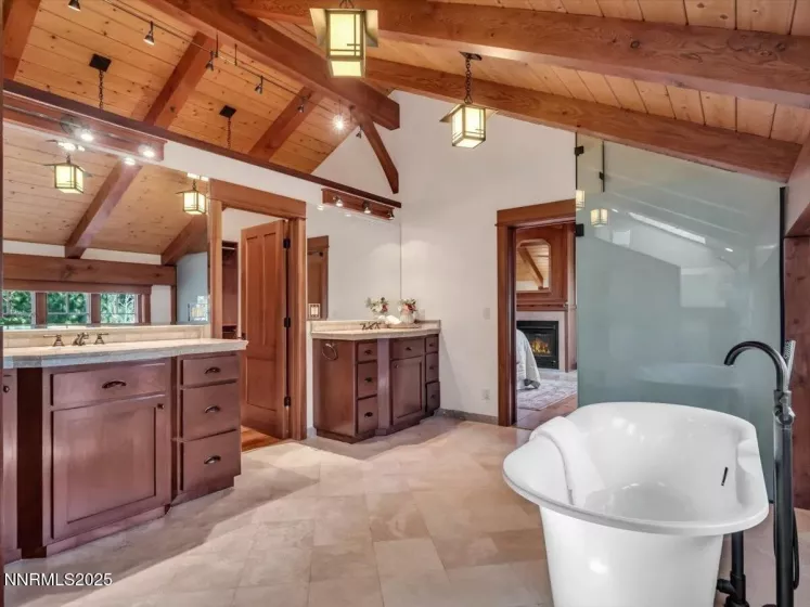 123 Five Creek, Gardnerville, Nevada 89460, 5 Bedrooms Bedrooms, ,7 BathroomsBathrooms,Residential,Residential,Five Creek,250055612