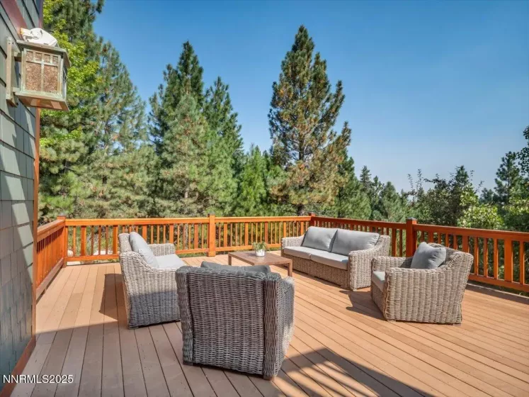 123 Five Creek, Gardnerville, Nevada 89460, 5 Bedrooms Bedrooms, ,7 BathroomsBathrooms,Residential,Residential,Five Creek,250055612