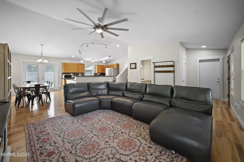 20 Julie, Winnemucca, Nevada 89445, 4 Bedrooms Bedrooms, ,4 BathroomsBathrooms,Residential,Residential,Julie,250055617