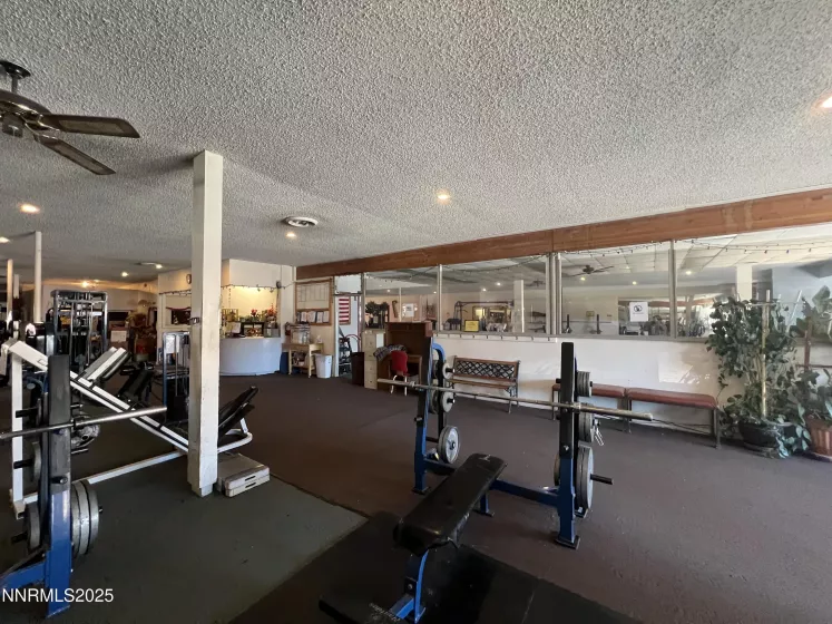 565 E, Hawthorne, Nevada 89415, ,Commercial Sale,Residential,E,250055621
