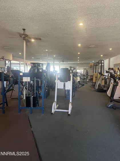 565 E, Hawthorne, Nevada 89415, ,Commercial Sale,Residential,E,250055621