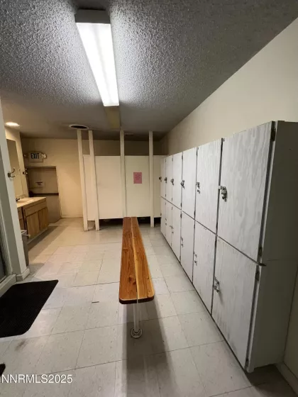 565 E, Hawthorne, Nevada 89415, ,Commercial Sale,Residential,E,250055621