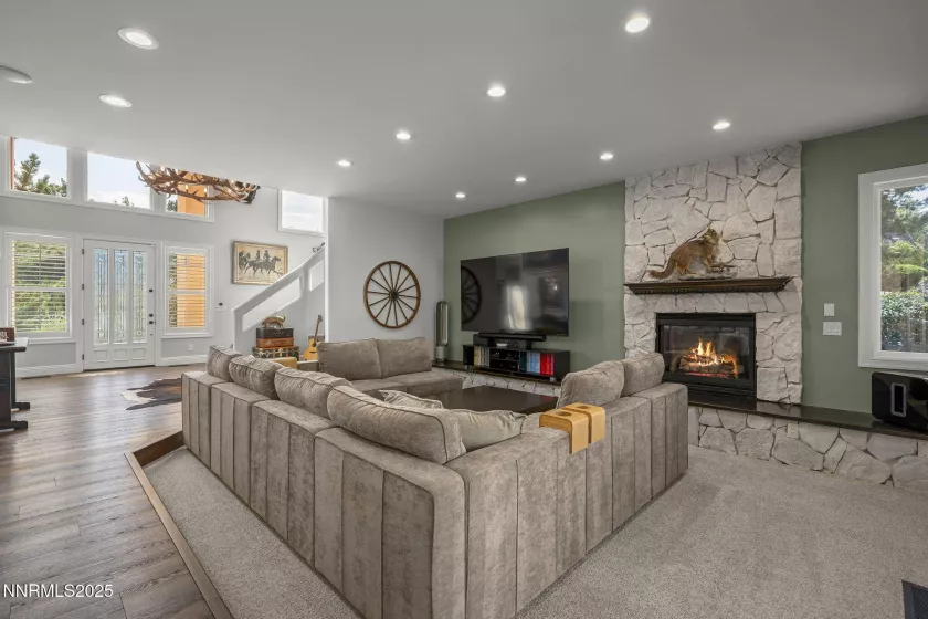 1465 Taos, Reno, Nevada 89511, 4 Bedrooms Bedrooms, ,5 BathroomsBathrooms,Residential,Residential,Taos,250055622