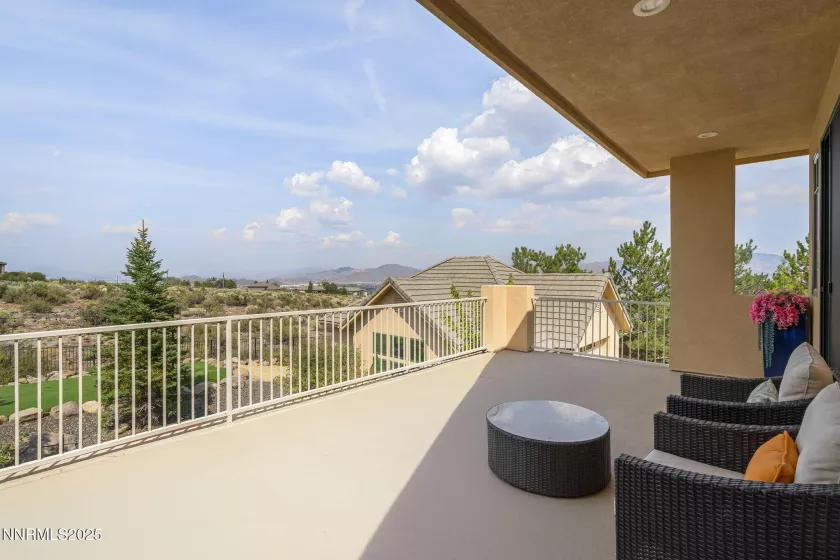 1465 Taos, Reno, Nevada 89511, 4 Bedrooms Bedrooms, ,5 BathroomsBathrooms,Residential,Residential,Taos,250055622
