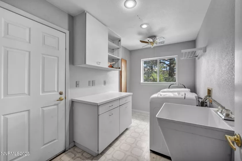 4223 Timberline, Carson City, Nevada 89703, 3 Bedrooms Bedrooms, ,3 BathroomsBathrooms,Residential,Residential,Timberline,250055625