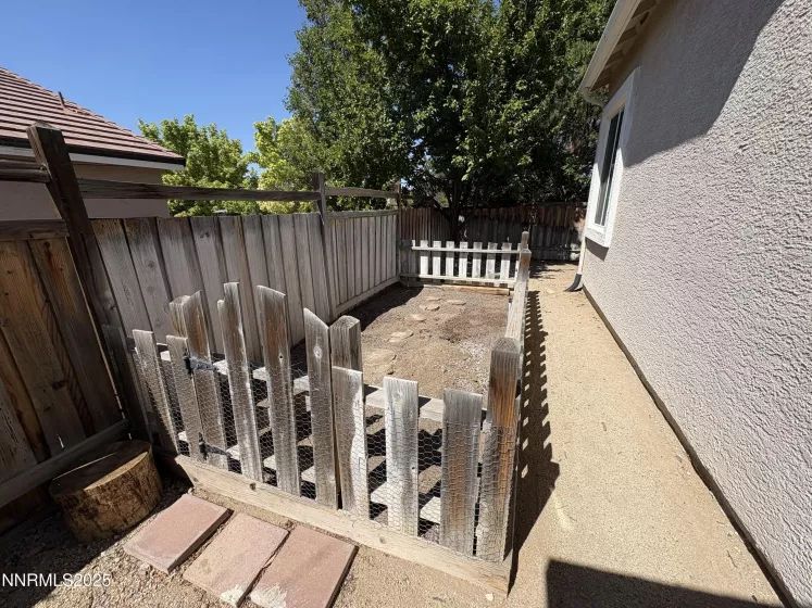 7483 Europa, Sparks, Nevada 89436, 4 Bedrooms Bedrooms, ,2 BathroomsBathrooms,Residential,Residential,Europa,250055650