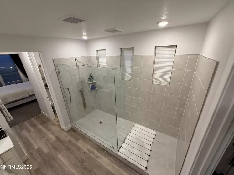 5465 Spirit, Sparks, Nevada 89436, 4 Bedrooms Bedrooms, ,3 BathroomsBathrooms,Residential,Residential,Spirit,250055653