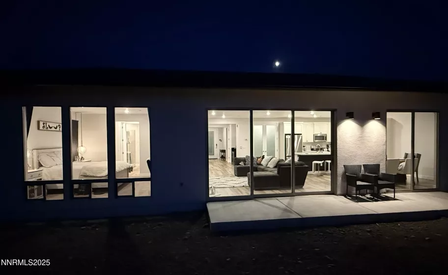 5465 Spirit, Sparks, Nevada 89436, 4 Bedrooms Bedrooms, ,3 BathroomsBathrooms,Residential,Residential,Spirit,250055653