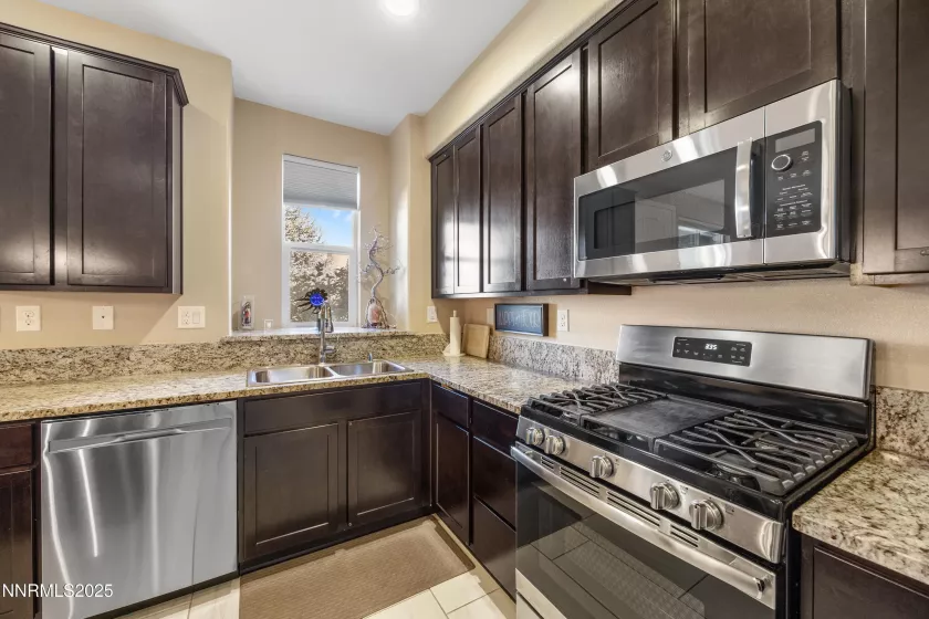 2091 Virginia, Reno, Nevada 89502, 3 Bedrooms Bedrooms, ,3 BathroomsBathrooms,Residential,Residential,Virginia,250055654