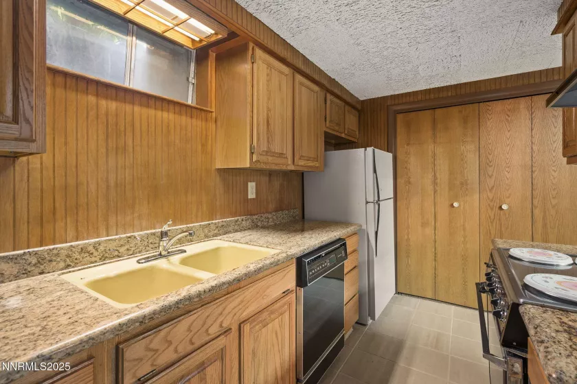 2100 Holcomb Ranch, Reno, Nevada 89511, 3 Bedrooms Bedrooms, ,5 BathroomsBathrooms,Residential,Residential,Holcomb Ranch,250055656