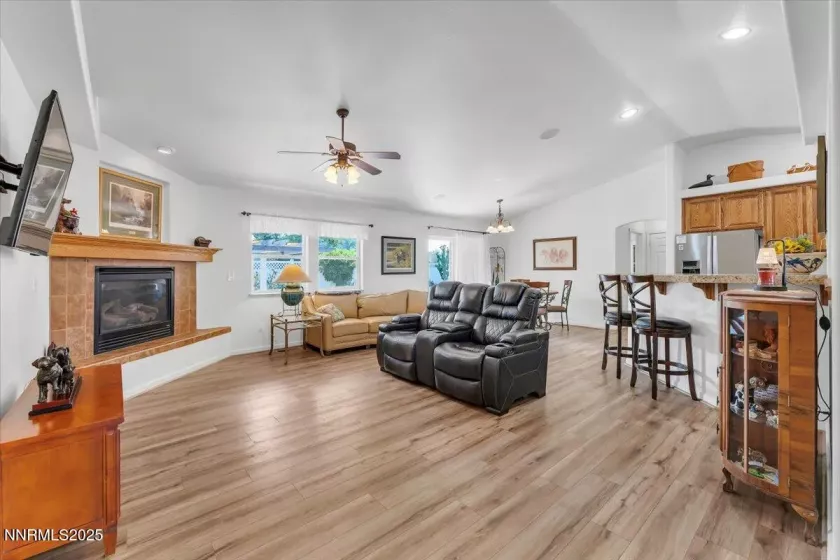 3175 Quick Cal, Fernley, Nevada 89408, 3 Bedrooms Bedrooms, ,2 BathroomsBathrooms,Residential,Residential,Quick Cal,250055661