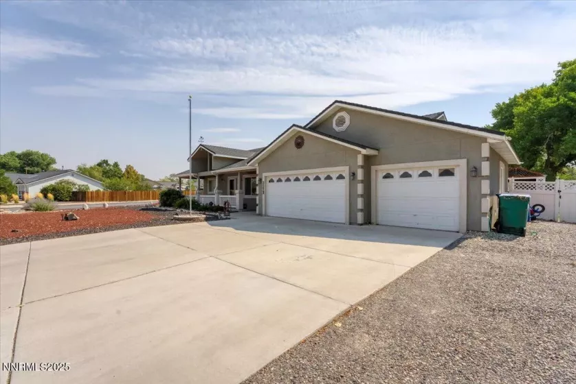 3175 Quick Cal, Fernley, Nevada 89408, 3 Bedrooms Bedrooms, ,2 BathroomsBathrooms,Residential,Residential,Quick Cal,250055661