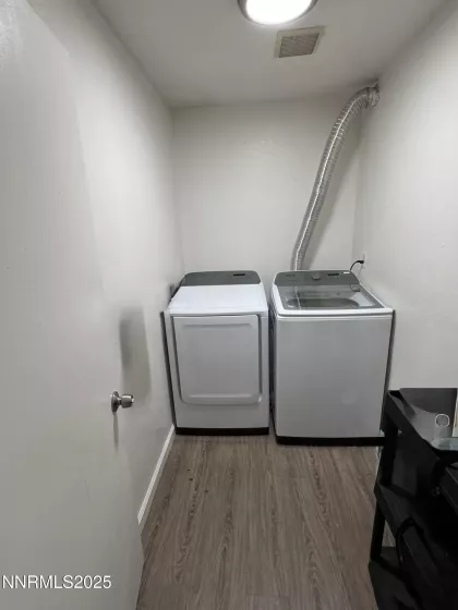 3880 Leonesio, Reno, Nevada 89512, 2 Bedrooms Bedrooms, ,1 BathroomBathrooms,Residential,Residential,Leonesio,250055668