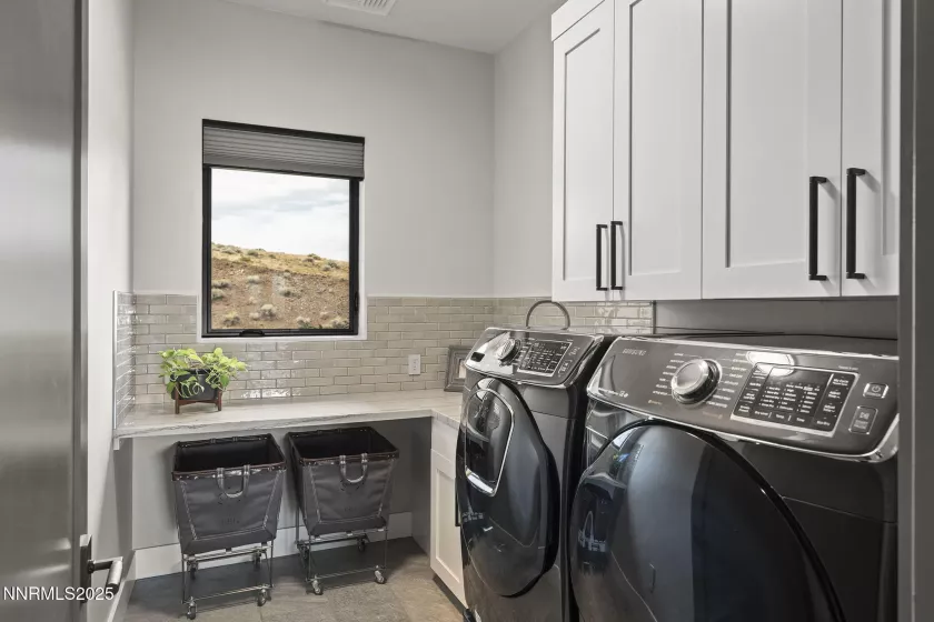2353 Old Waverly, Sparks, Nevada 89436, 5 Bedrooms Bedrooms, ,4 BathroomsBathrooms,Residential,Residential,Old Waverly,250055673