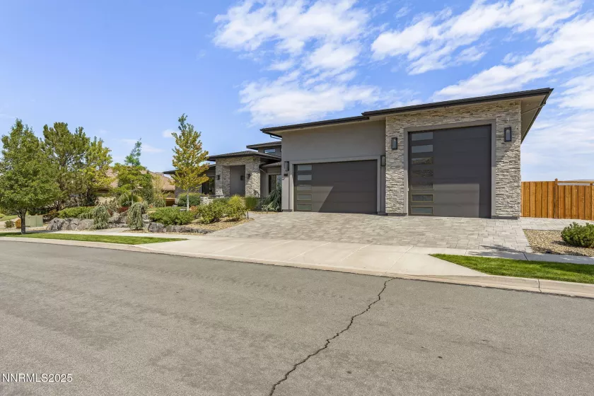 2353 Old Waverly, Sparks, Nevada 89436, 5 Bedrooms Bedrooms, ,4 BathroomsBathrooms,Residential,Residential,Old Waverly,250055673