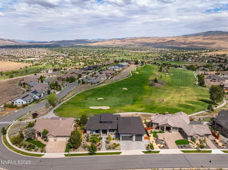 2353 Old Waverly, Sparks, Nevada 89436, 5 Bedrooms Bedrooms, ,4 BathroomsBathrooms,Residential,Residential,Old Waverly,250055673