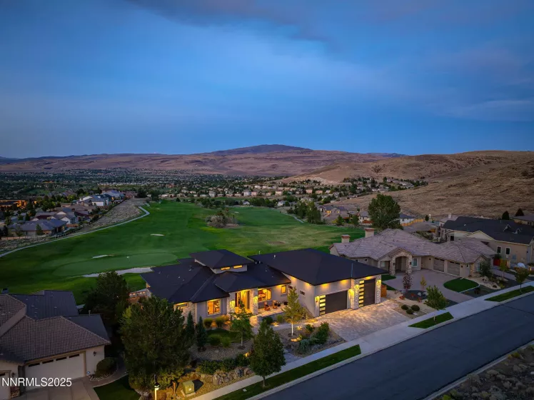 2353 Old Waverly, Sparks, Nevada 89436, 5 Bedrooms Bedrooms, ,4 BathroomsBathrooms,Residential,Residential,Old Waverly,250055673