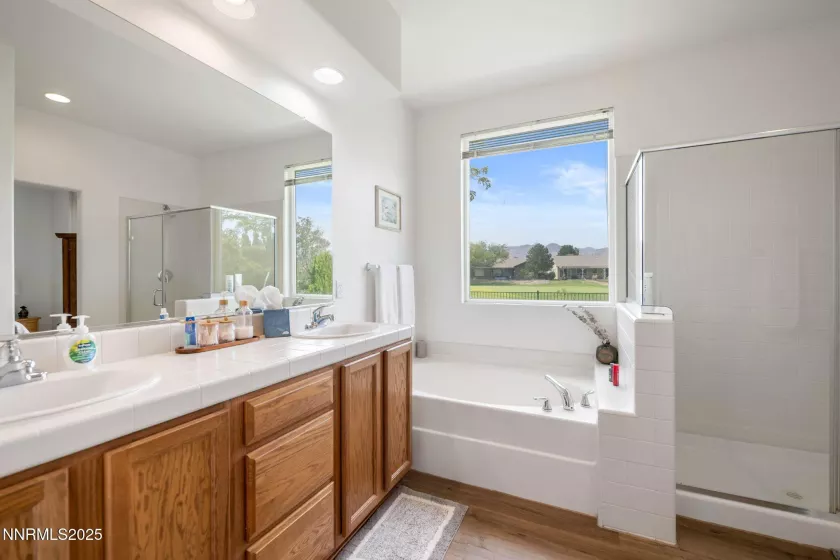 946 Lakeview, Dayton, Nevada 89403, 3 Bedrooms Bedrooms, ,2 BathroomsBathrooms,Residential,Residential,Lakeview,250055676