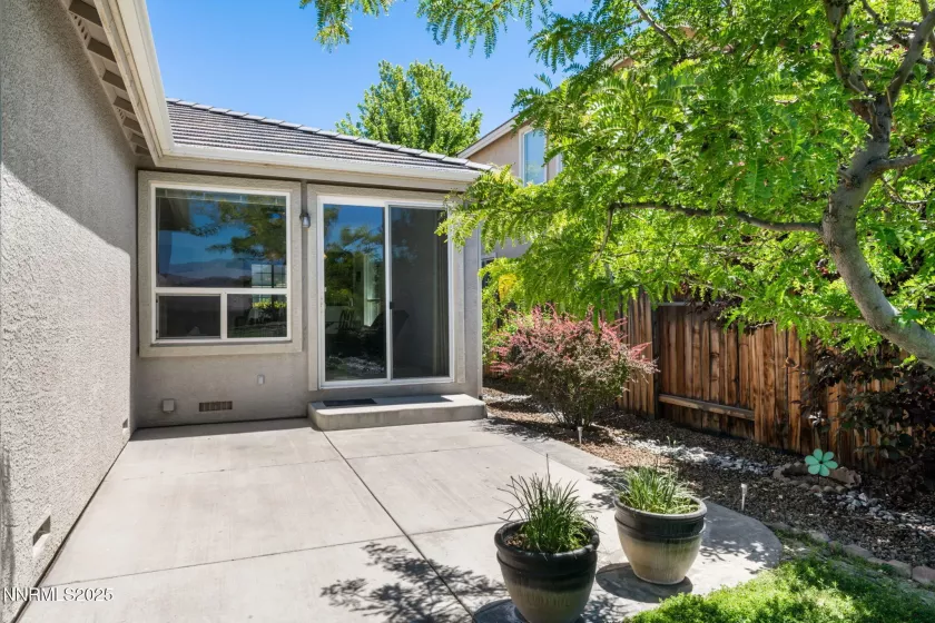 946 Lakeview, Dayton, Nevada 89403, 3 Bedrooms Bedrooms, ,2 BathroomsBathrooms,Residential,Residential,Lakeview,250055676