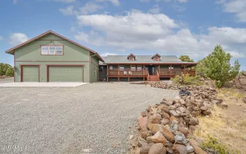 4210 Overland Rd, Reno, Nevada 89521, 4 Bedrooms Bedrooms, ,3 BathroomsBathrooms,Residential,Residential,Overland Rd,250055678