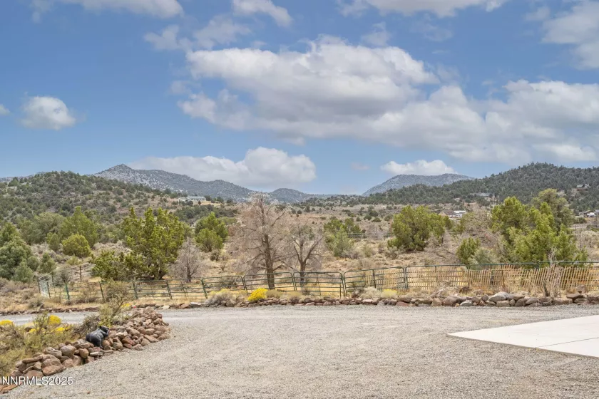 4210 Overland Rd, Reno, Nevada 89521, 4 Bedrooms Bedrooms, ,3 BathroomsBathrooms,Residential,Residential,Overland Rd,250055678
