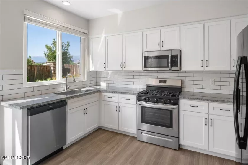 1680 Cattlemen, Reno, Nevada 89521, 4 Bedrooms Bedrooms, ,3 BathroomsBathrooms,Residential,Residential,Cattlemen,250055682