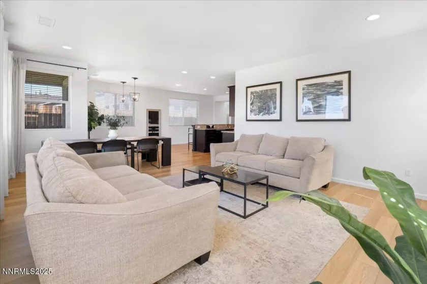 14345 Murdoch, Reno, Nevada 89506, 3 Bedrooms Bedrooms, ,3 BathroomsBathrooms,Residential,Residential,Murdoch,250055683