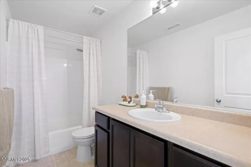 14345 Murdoch, Reno, Nevada 89506, 3 Bedrooms Bedrooms, ,3 BathroomsBathrooms,Residential,Residential,Murdoch,250055683