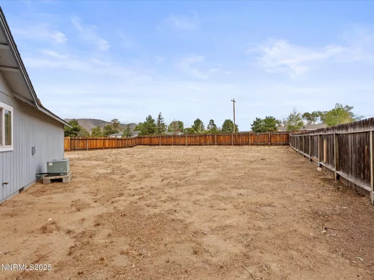 1286 Currycomb, Minden, Nevada 89423, 4 Bedrooms Bedrooms, ,3 BathroomsBathrooms,Residential,Residential,Currycomb,250055684