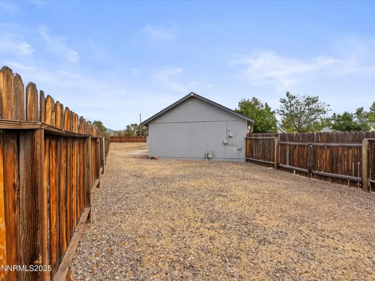 1286 Currycomb, Minden, Nevada 89423, 4 Bedrooms Bedrooms, ,3 BathroomsBathrooms,Residential,Residential,Currycomb,250055684