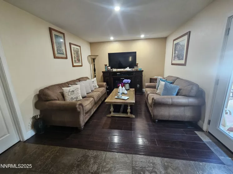 4071 Quinn Drive, Carson City, Nevada 89701, 3 Bedrooms Bedrooms, ,2 BathroomsBathrooms,Residential,Residential,Quinn Drive,250055686