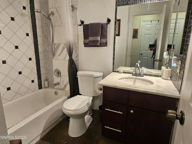 4071 Quinn Drive, Carson City, Nevada 89701, 3 Bedrooms Bedrooms, ,2 BathroomsBathrooms,Residential,Residential,Quinn Drive,250055686