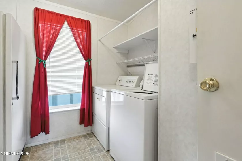 16 Ludington, Yerington, Nevada 89447, 3 Bedrooms Bedrooms, ,2 BathroomsBathrooms,Residential,Residential,Ludington,250055690
