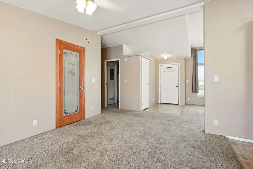 16 Ludington, Yerington, Nevada 89447, 3 Bedrooms Bedrooms, ,2 BathroomsBathrooms,Residential,Residential,Ludington,250055690