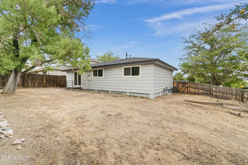 3055 Slater, Reno, Nevada 89503, 3 Bedrooms Bedrooms, ,2 BathroomsBathrooms,Residential,Residential,Slater,250055689