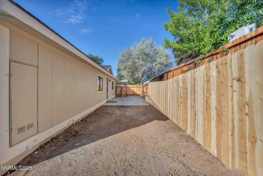 2730 Dahlia, Reno, Nevada 89512, 2 Bedrooms Bedrooms, ,2 BathroomsBathrooms,Residential,Residential,Dahlia,250055691