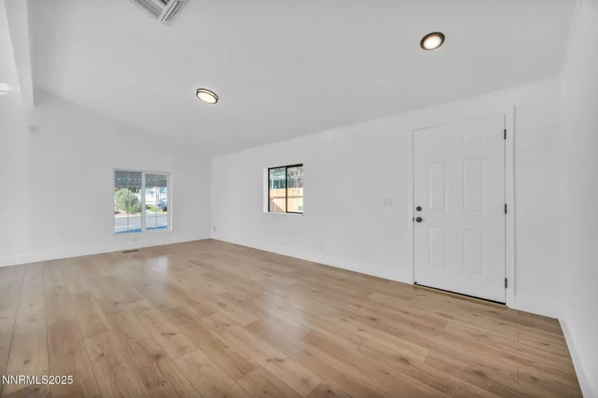 2730 Dahlia, Reno, Nevada 89512, 2 Bedrooms Bedrooms, ,2 BathroomsBathrooms,Residential,Residential,Dahlia,250055691