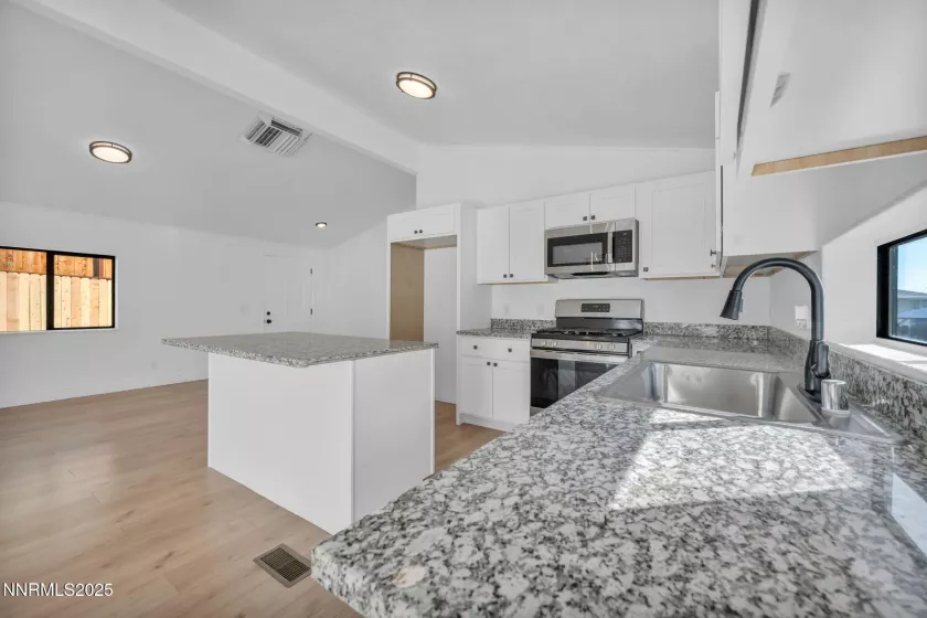 2730 Dahlia, Reno, Nevada 89512, 2 Bedrooms Bedrooms, ,2 BathroomsBathrooms,Residential,Residential,Dahlia,250055691
