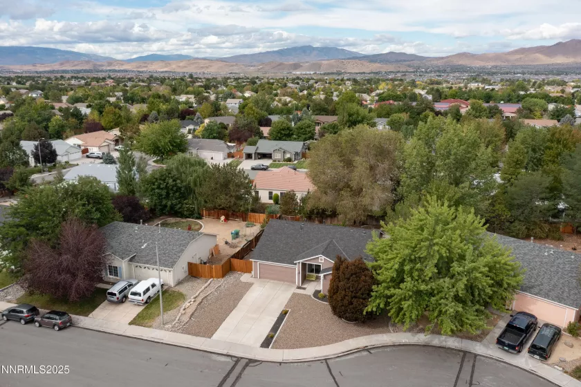 7635 Badelona, Sparks, Nevada 89436, 3 Bedrooms Bedrooms, ,2 BathroomsBathrooms,Residential,Residential,Badelona,250054732