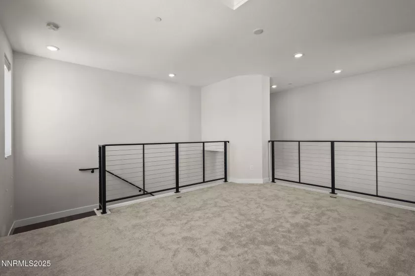 5469 Fossilstone, Sparks, Nevada 89436, 4 Bedrooms Bedrooms, ,3 BathroomsBathrooms,Residential,Residential,Fossilstone,250055692
