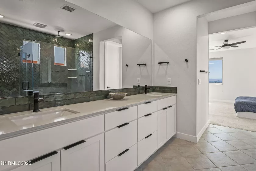 5469 Fossilstone, Sparks, Nevada 89436, 4 Bedrooms Bedrooms, ,3 BathroomsBathrooms,Residential,Residential,Fossilstone,250055692