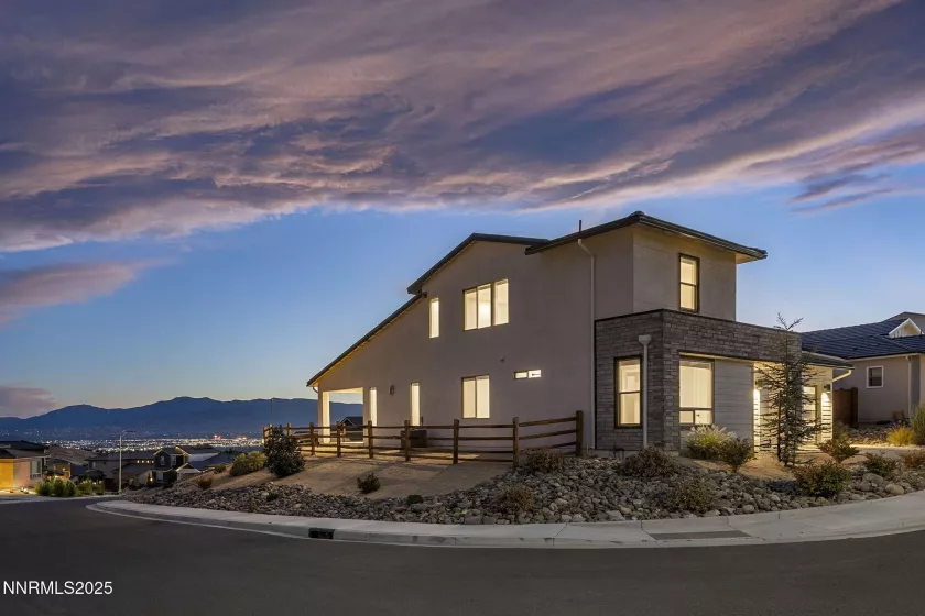 5469 Fossilstone, Sparks, Nevada 89436, 4 Bedrooms Bedrooms, ,3 BathroomsBathrooms,Residential,Residential,Fossilstone,250055692