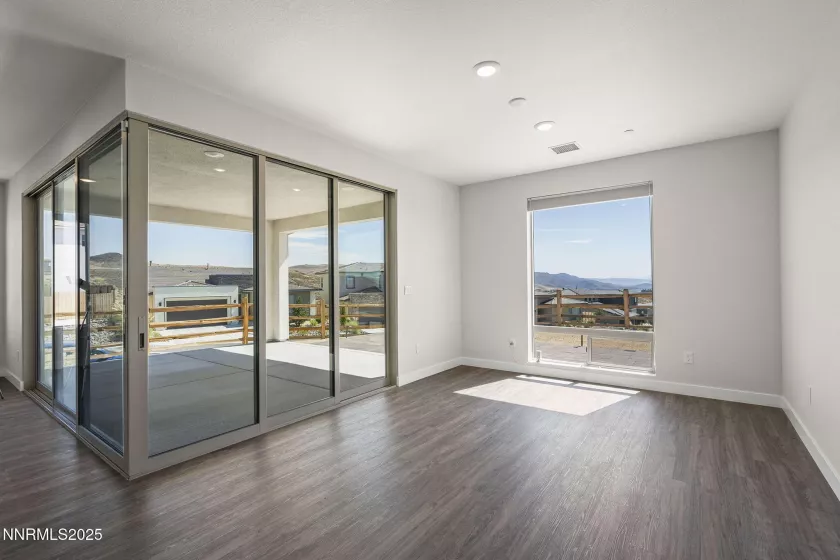 5469 Fossilstone, Sparks, Nevada 89436, 4 Bedrooms Bedrooms, ,3 BathroomsBathrooms,Residential,Residential,Fossilstone,250055692