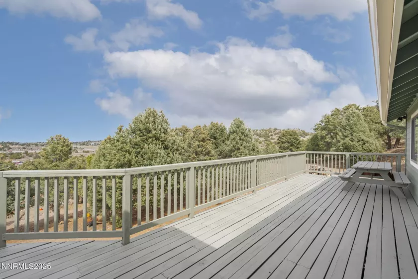 4510 Lousetown, Reno, Nevada 89521, 3 Bedrooms Bedrooms, ,2 BathroomsBathrooms,Residential,Residential,Lousetown,250055696