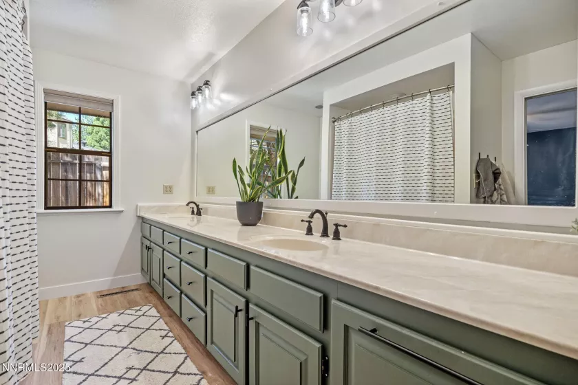 1950 Maison, Carson City, Nevada 89703, 4 Bedrooms Bedrooms, ,4 BathroomsBathrooms,Residential,Residential,Maison,250051818
