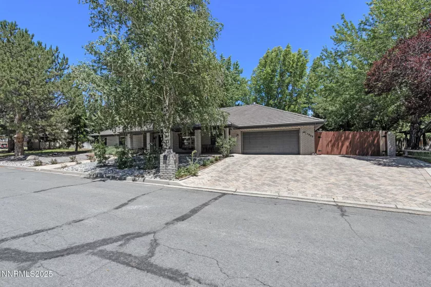 1950 Maison, Carson City, Nevada 89703, 4 Bedrooms Bedrooms, ,4 BathroomsBathrooms,Residential,Residential,Maison,250051818