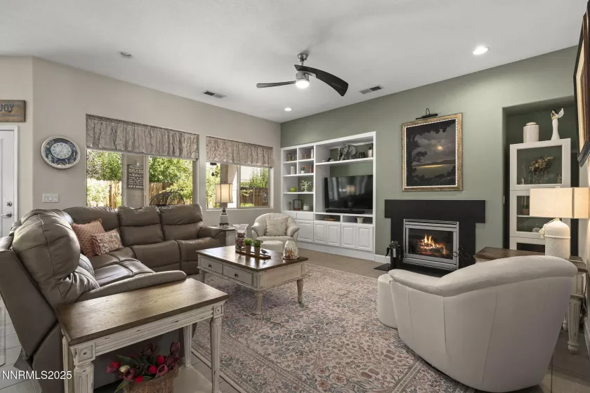 4788 Ravello, Sparks, Nevada 89436, 4 Bedrooms Bedrooms, ,3 BathroomsBathrooms,Residential,Residential,Ravello,250055701